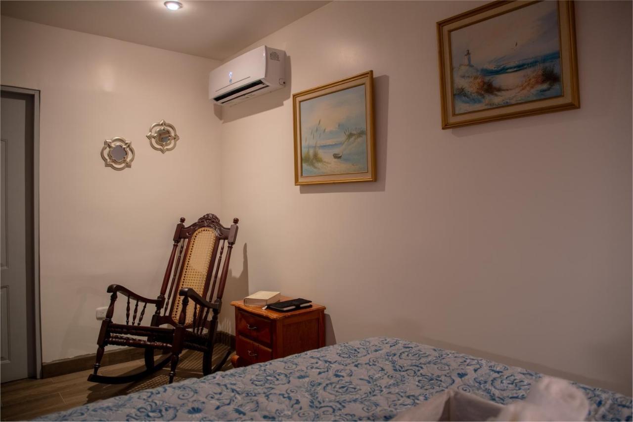 Alice Y Juancito Boutique Bed and breakfast Alajuela